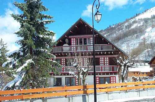chalet-ickory1